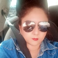 sofi_latina_sunshine's Offline Chat Room