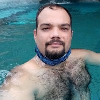 Juniorcuban's Offline Chat Room