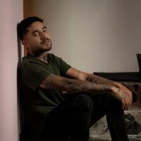 Sexage25 webcam model