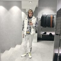 Garem18's Offline Chat Room