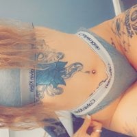 ห้องแชทออฟไลน์ของ tattooedminx