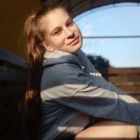 AnaFoxx_'s Offline Chat Room