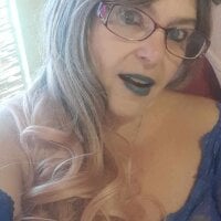 MISS_LINDAH webcam model