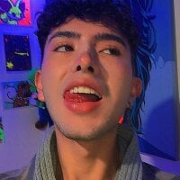 NoahXitrux webcam