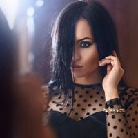 AlisaBowen's Offline Chat Room