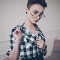 AdeleArch офлайн чат стая