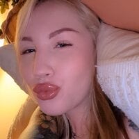 LacyLove53 webcam model