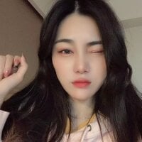 tina_zuzong's Profile Pic