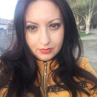 CharityJulls' Offline Chat Room