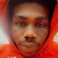 Arch2exclusive510 Adlı Modelin Çevrimdışı Sohbet Odası