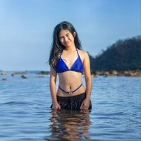 pretty_shy_girl webcam model