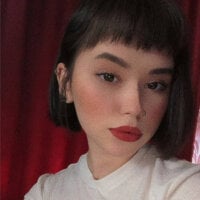 Baby_helena's Offline Chat Room