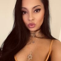 ArianaTurner's Avatar Pic