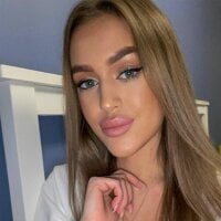 غرفة دردشة DawnGolde دون اتصال