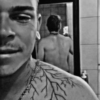 DEster_881 webcam