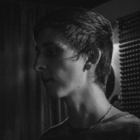 Brad_Plays Adlı Modelin Çevrimdışı Sohbet Odası