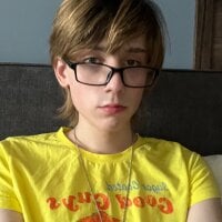 ll_Liam 个人资料图片