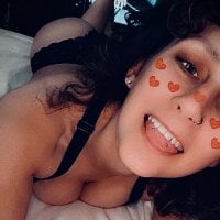 DaddysNaughtyLilMami Offline chatroom