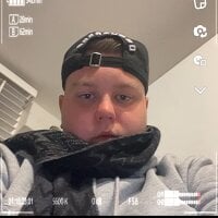 Lukeyboy027's Profile Pic