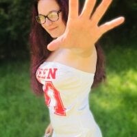 KrazyQueenQuinnzell's Offline Chat Room