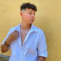 Caleb_Price webcam