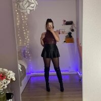 queenmarieheel webcam