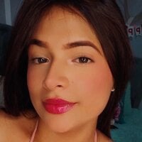 LauLatina webcam model