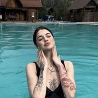 LucettaBurge's Avatar Pic