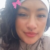 Kataleyaa2_ webcam model