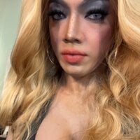 SuperHotBunnyy webcam