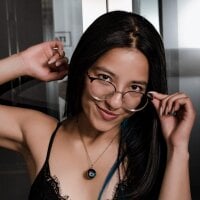 Skay_bluee webcam model