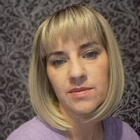 Pamela_Stern's Offline Chat Room