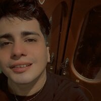 Juniiior122's Avatar Pic