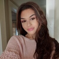 Thalia_Onae's Offline Chat Room