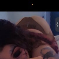 sexxclexxc's Offline Chat Room