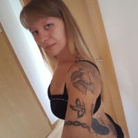 ERUNDSIE12's Offline Chat Room