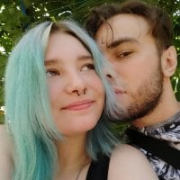 oleni8813's Offline Chat Room