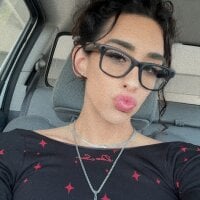 xoFrankie webcam