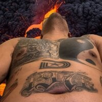 SlutUOut76 webcam