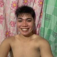 alhex_gay26