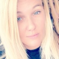 Blondebabyyyn Offline chat-huone