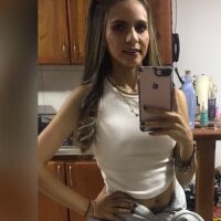 Estrella_cris' Offline Chat Room