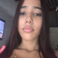 Lucero_sexy37's Offline Chat Room