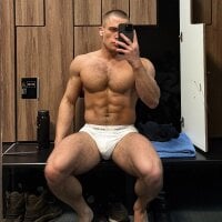 SultryAndrewww webcam