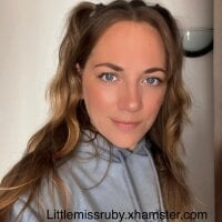 littlemissruby offline chatszobája