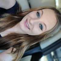 pinky8413's Offline Chat Room