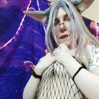 moon_shy webcam model