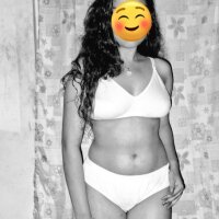 MalluPriya_007 Cam Model Profile | Stripchat