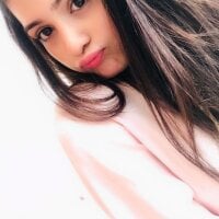 Khwahish_143 webcam model