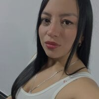 mia_bell11